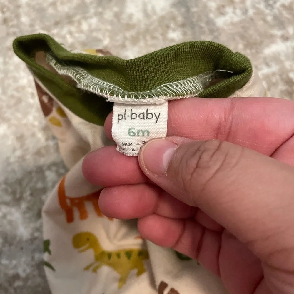 PL Baby Dinosaur Print Baby Sleeveless short Romper size 6M